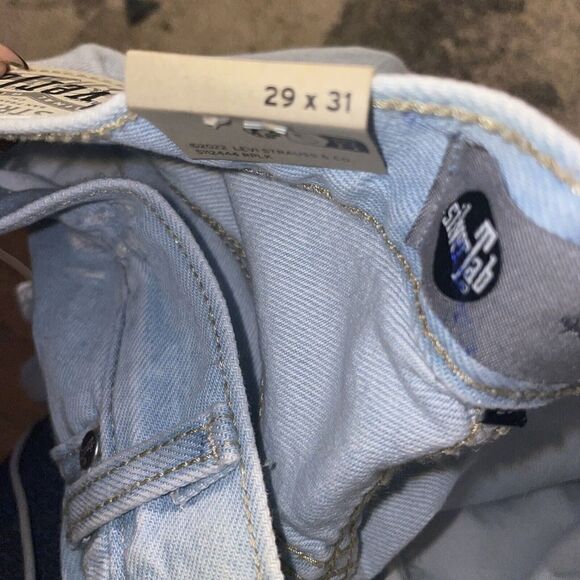 Levi's Silver Tab ‘94 Baggy Jeans‎ Sz 29 Light Wash Mid Rise Ripped Straight NWT - Picture 8 of 10